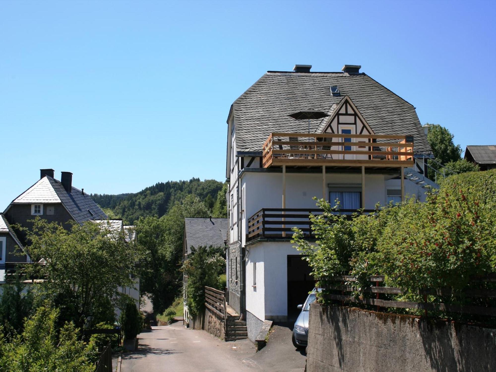 Large holiday home in Willingen with private garden&several terraces Buitenkant foto